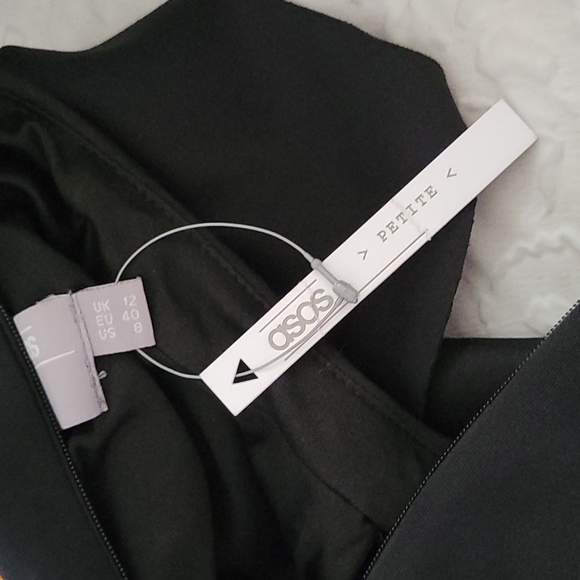 asos Petite Black Jumpsuit With Chest Ruffle Exposure Detail in size US 8 - Picture 2 of 2